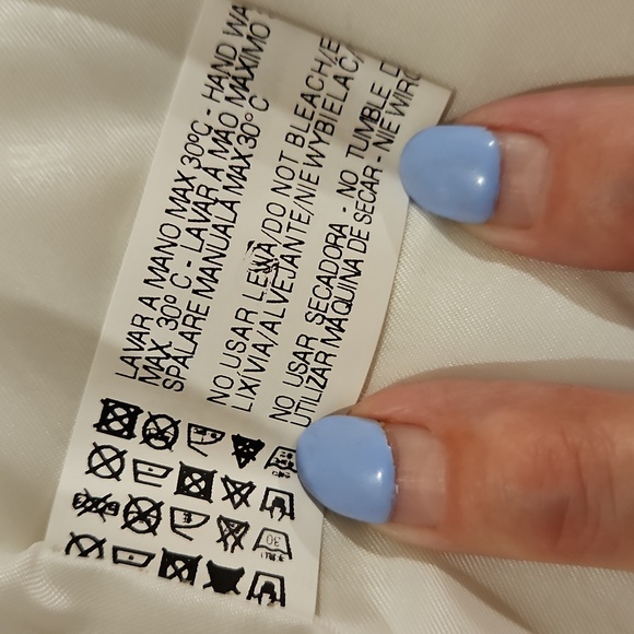 White Faux Fur Cropped Open Vest Wrap Bolero XS/SM Cover Your Shoulders NWOT - Picture 6 of 8